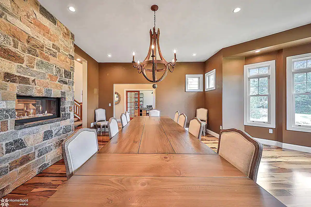 93ec31da-039d-4cd6-8aa9-71d3fb430c39