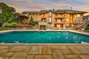 4._auto_x2_colored_toned_light_ai-scaled